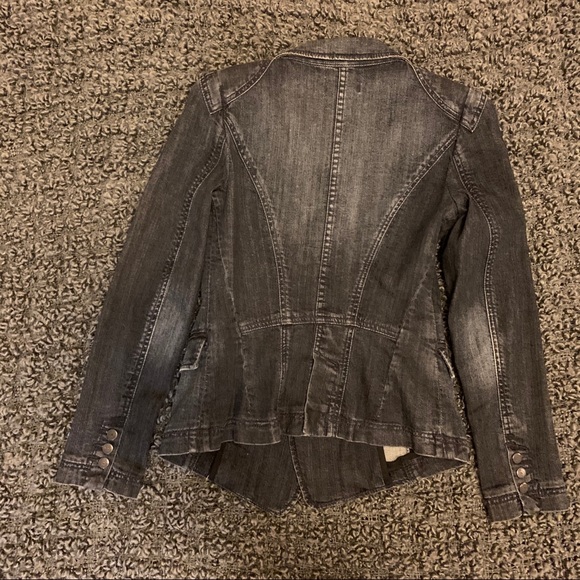 Faded Denim Blazer - Picture 5 of 6